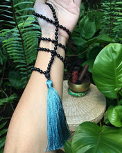 Cargar imagen en el visor de la galería, Black Agate Japa Mala
