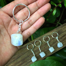 Cargar imagen en el visor de la galería, Moonstone Keychain