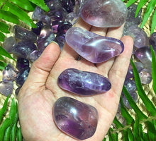 Cargar imagen en el visor de la galería, Amethyst Tumblestones