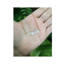 Cargar imagen en el visor de la galería, Chakras Chips Stones Necklace