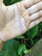 Cargar imagen en el visor de la galería, Crystal Quartz Hexagonal Wired Necklace
