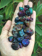 Cargar imagen en el visor de la galería, Raw Chalcopyrite Chunks