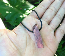 Cargar imagen en el visor de la galería, Chakras Stones Leather Necklace