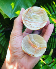 Cargar imagen en el visor de la galería, Onyx Bowl 2”