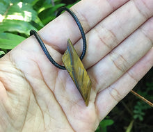 Cargar imagen en el visor de la galería, Chakras Stones Leather Necklace
