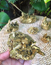Cargar imagen en el visor de la galería, Gold Aura Titanium Quartz Clusters