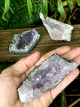 Cargar imagen en el visor de la galería, Amethyst 4” Cluster