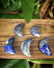 Cargar imagen en el visor de la galería, Lapis Lazuli Palm Moons