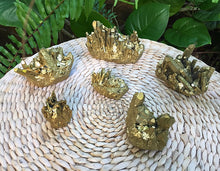 Cargar imagen en el visor de la galería, Gold Aura Titanium Quartz Clusters