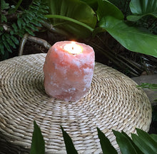 Cargar imagen en el visor de la galería, Himalayan Salt Natural Tealight Candle Holders