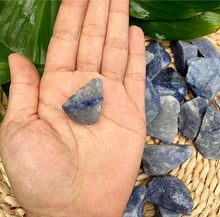 Cargar imagen en el visor de la galería, Blue Aventurine Raw Chunks