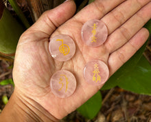 Cargar imagen en el visor de la galería, Rose Quartz Reiki Symbols Palmstones

