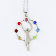 Cargar imagen en el visor de la galería, Colgante de Cristal de Cuarzo 7 Chakras | Meditación y Reiki | Vibras &amp; Cristales
