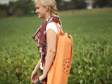 Cargar imagen en el visor de la galería, Chakra Rivet Yoga Mat Bag
