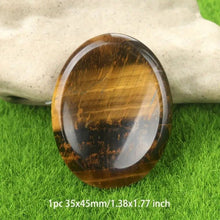 Cargar imagen en el visor de la galería, Piedra Pulgar de Cuarzo Natural | Meditación y Alivio del Estrés | Vibras &amp; Cristales
