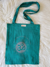Cargar imagen en el visor de la galería, Gayatri Mantra Tote Bag
