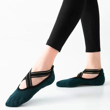 Cargar imagen en el visor de la galería, Anti-Slip Yoga &amp; Pilates Socks  Breathable Quick Dry Backless Barre Dance Socks
