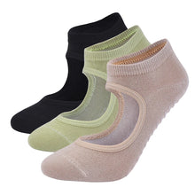 Cargar imagen en el visor de la galería, Anti-Slip Yoga &amp; Pilates Ankle Socks Breathable Backless Dance Sports Socks
