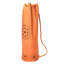 Cargar imagen en el visor de la galería, Chakra Rivet Yoga Mat Bag
