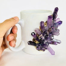 Cargar imagen en el visor de la galería, Spikes - Set of 2 White Ceramic Mugs
