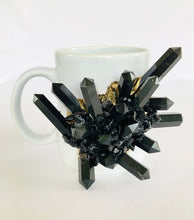 Cargar imagen en el visor de la galería, Spikes - Set of 2 White Ceramic Mugs

