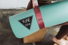 Cargar imagen en el visor de la galería, Hemlock Yoga Strap – Multicolor Stretching Strap w/ Metal Buckles | Yune Yoga-2

