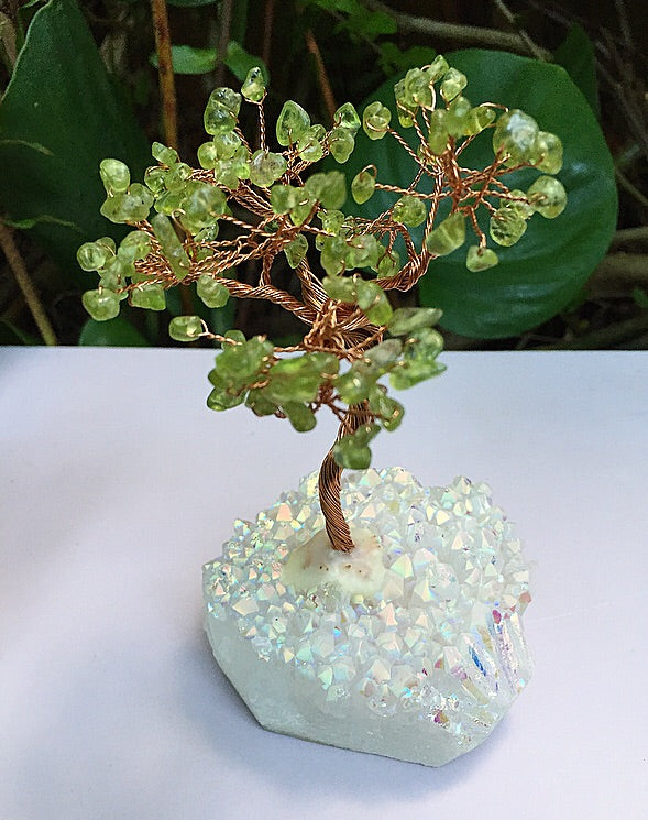 Peridot Bonsai Tree with Angel Aura Base