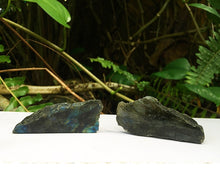 Cargar imagen en el visor de la galería, Labradorite Self Stand Slabs
