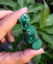 Cargar imagen en el visor de la galería, Malachite Specimen
