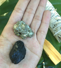 Cargar imagen en el visor de la galería, Kit/ Labradorite Necklace + Tourmaline + Pyrite
