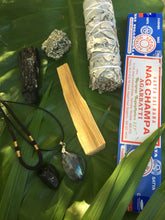 Cargar imagen en el visor de la galería, Kit / 2 Reiki Necklace + Tourmaline Stick + Pyrite + Palo Santo + Sage Smudge + Nag Champa Incense
