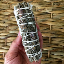 Cargar imagen en el visor de la galería, Fresh Lavender + White Sage Smudge
