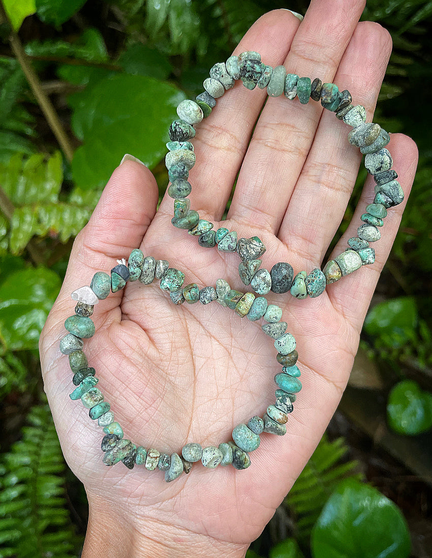 Emerald Chips Bracelet