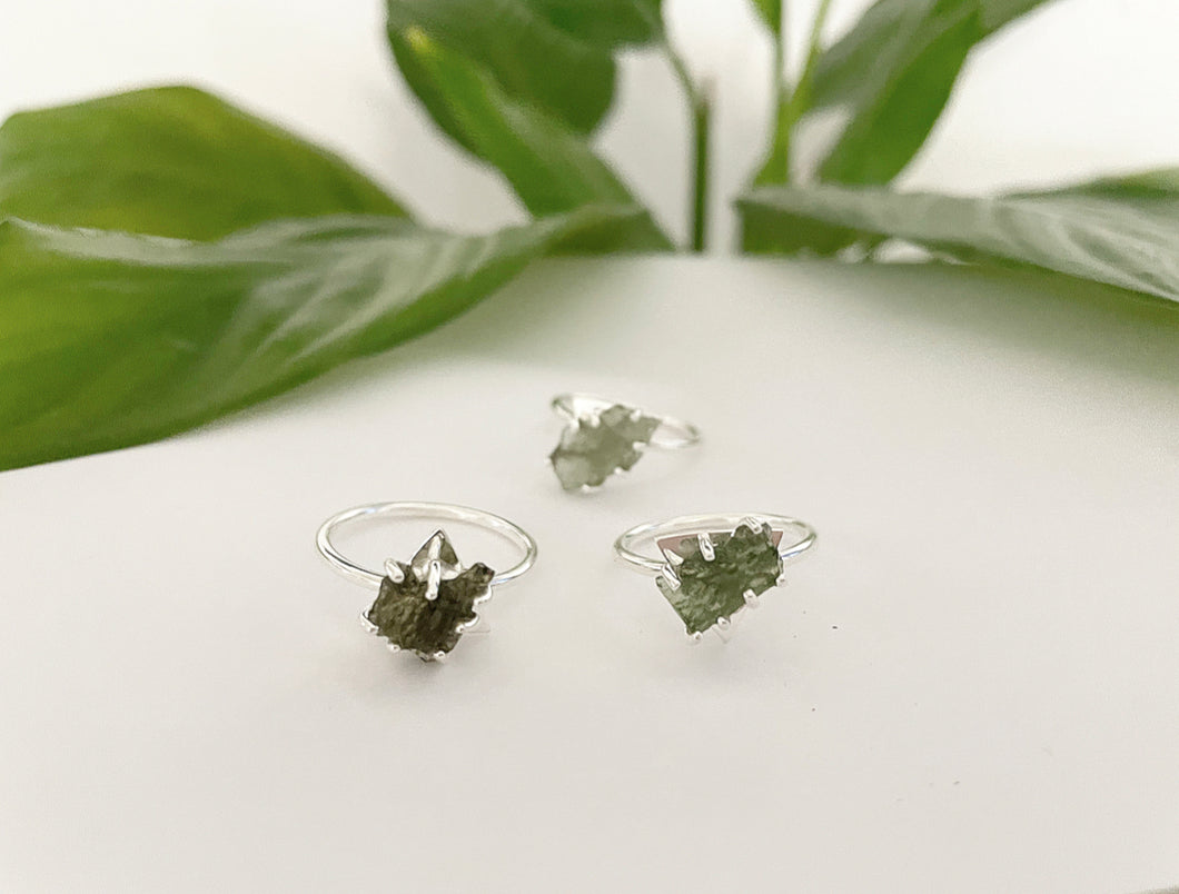 Rough Moldavite Triangle 925 Silver Ring