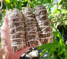 Cargar imagen en el visor de la galería, Yerba Santa + Lavender + White Sage Smudge
