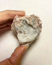 Cargar imagen en el visor de la galería, Small Sonora Geode Cluster
