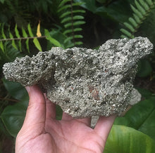 Cargar imagen en el visor de la galería, Pyrite Specimens Clusters
