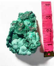 Cargar imagen en el visor de la galería, Malachite Raw Specimen
