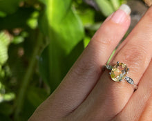 Cargar imagen en el visor de la galería, Citrine White Bronze Ring
