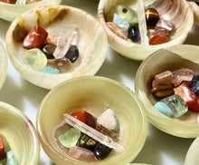 Cargar imagen en el visor de la galería, Onyx Bowl 2”
