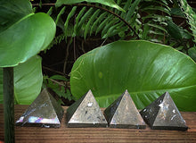 Cargar imagen en el visor de la galería, Pyrite Pyramids 55mm
